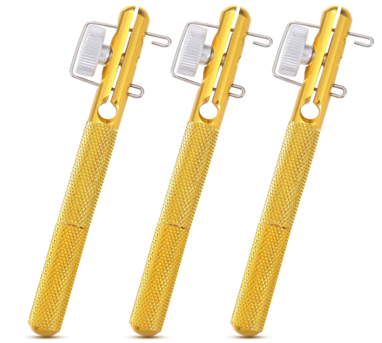 Portable Fish Line Hook Tie Device in use.