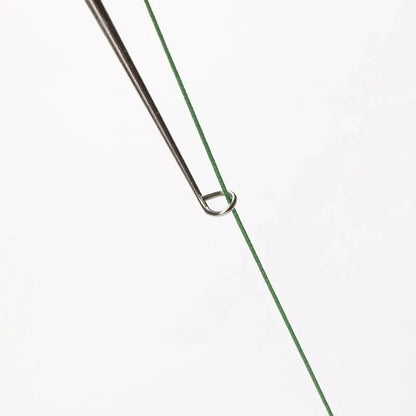 Versatile tool set with loop tyer and nail knot fork ideal for rigging lines quickly.
